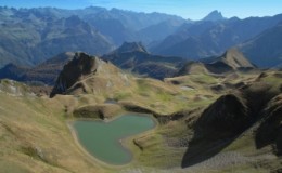Les Grands Explorateurs - Les Pyrénées